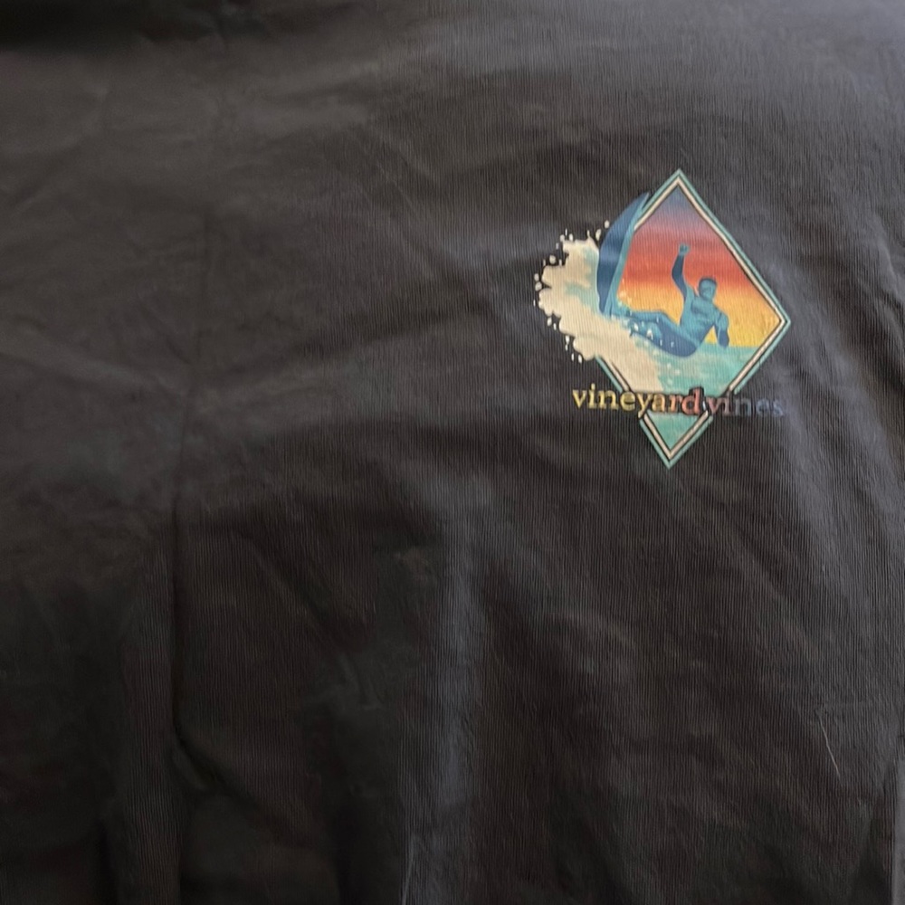 Vineyard Vines T Shirt